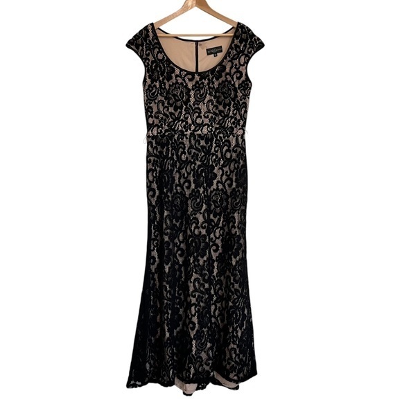 Betsy & Adam Lace Overlay Formal Maxi Dress Size 14 *missing sash* - Picture 1 of 10